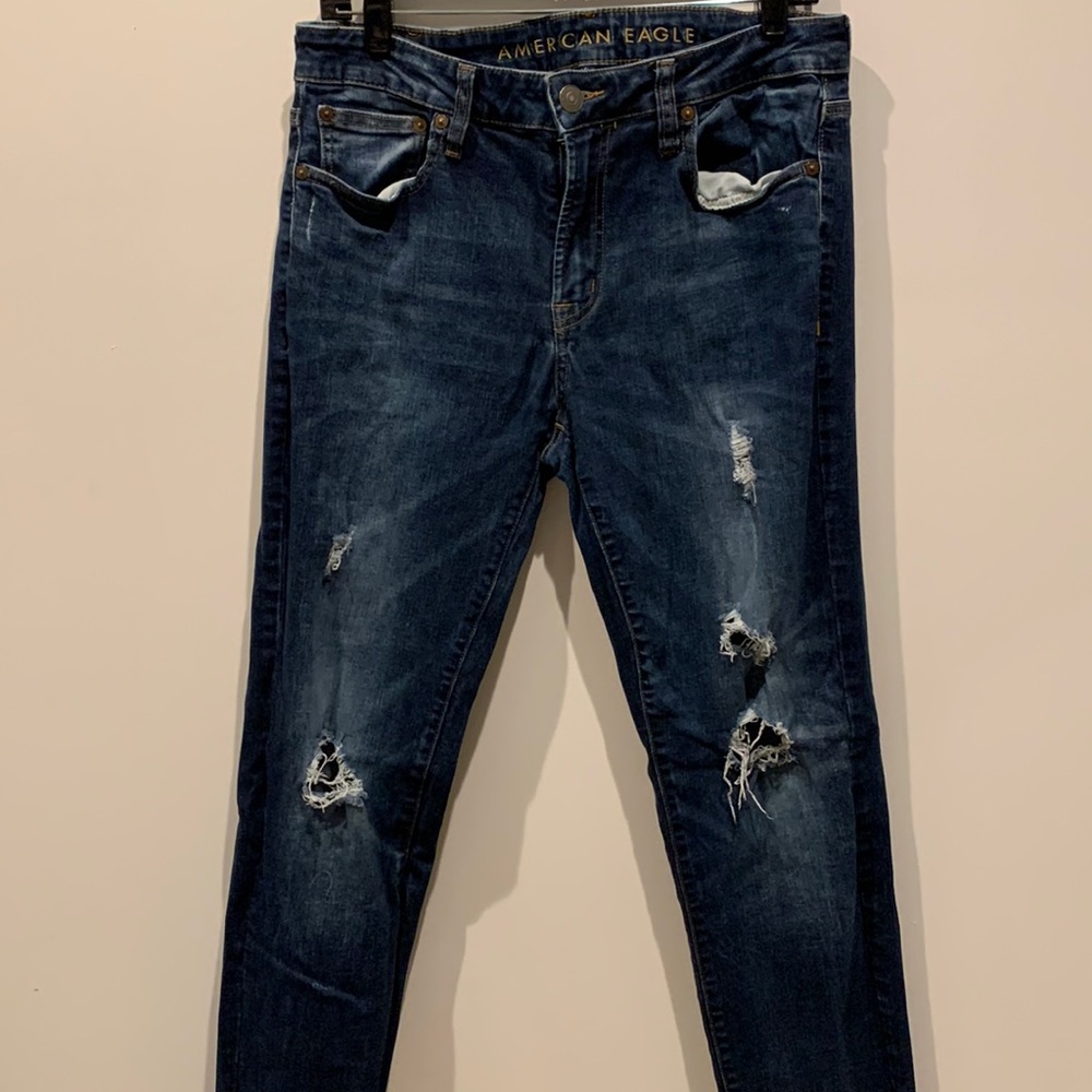 American Eagle Men’s ripped skinny jeans.